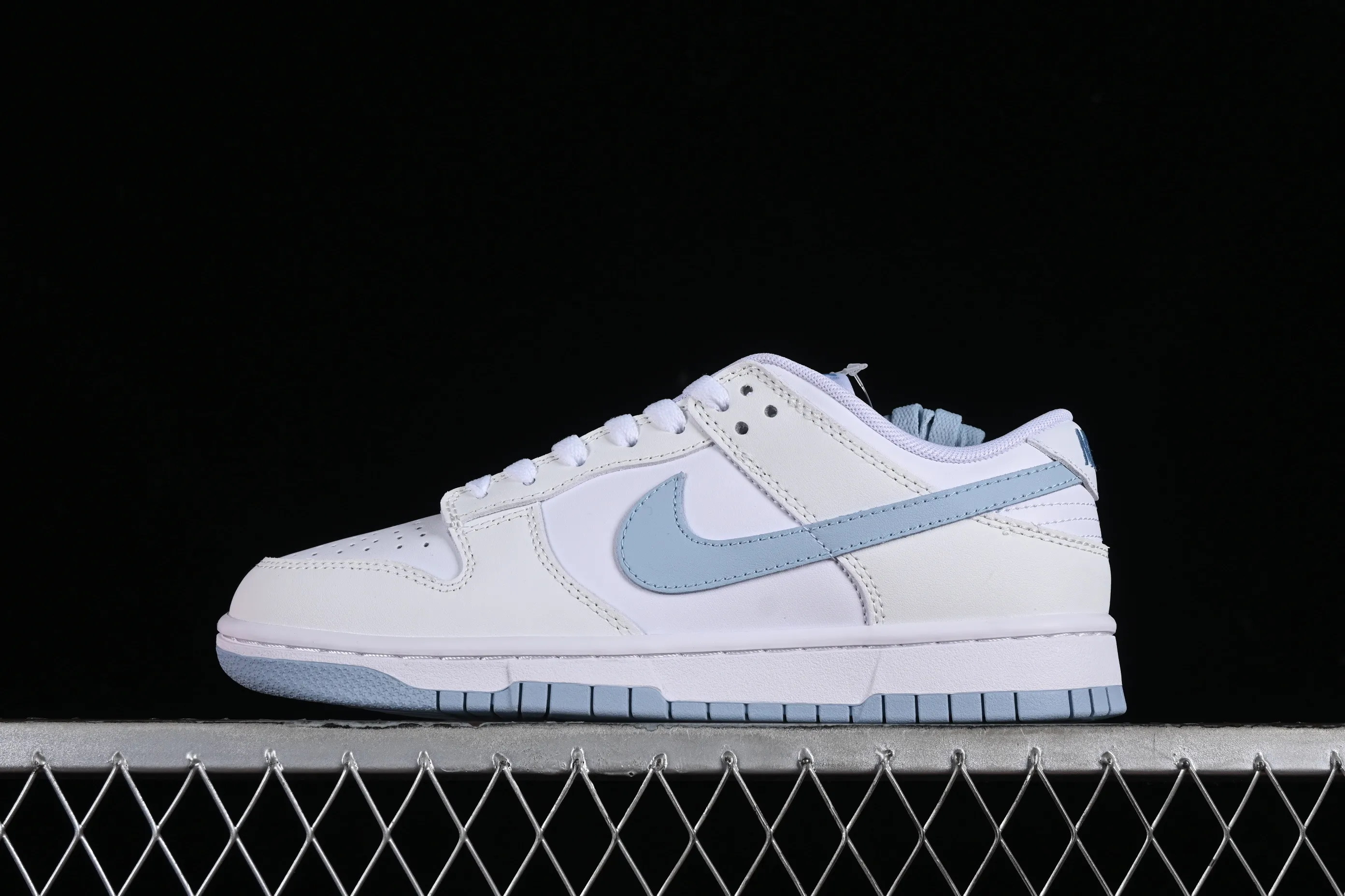 All categories Nk SB Dunk series Nk SB Dunk Low low-top sneakers Nk SB Dunk Low light white blue SB low-top casual sneakers DV0831-109